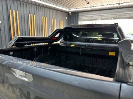 mehan-rolleta-changan-hunter (1)